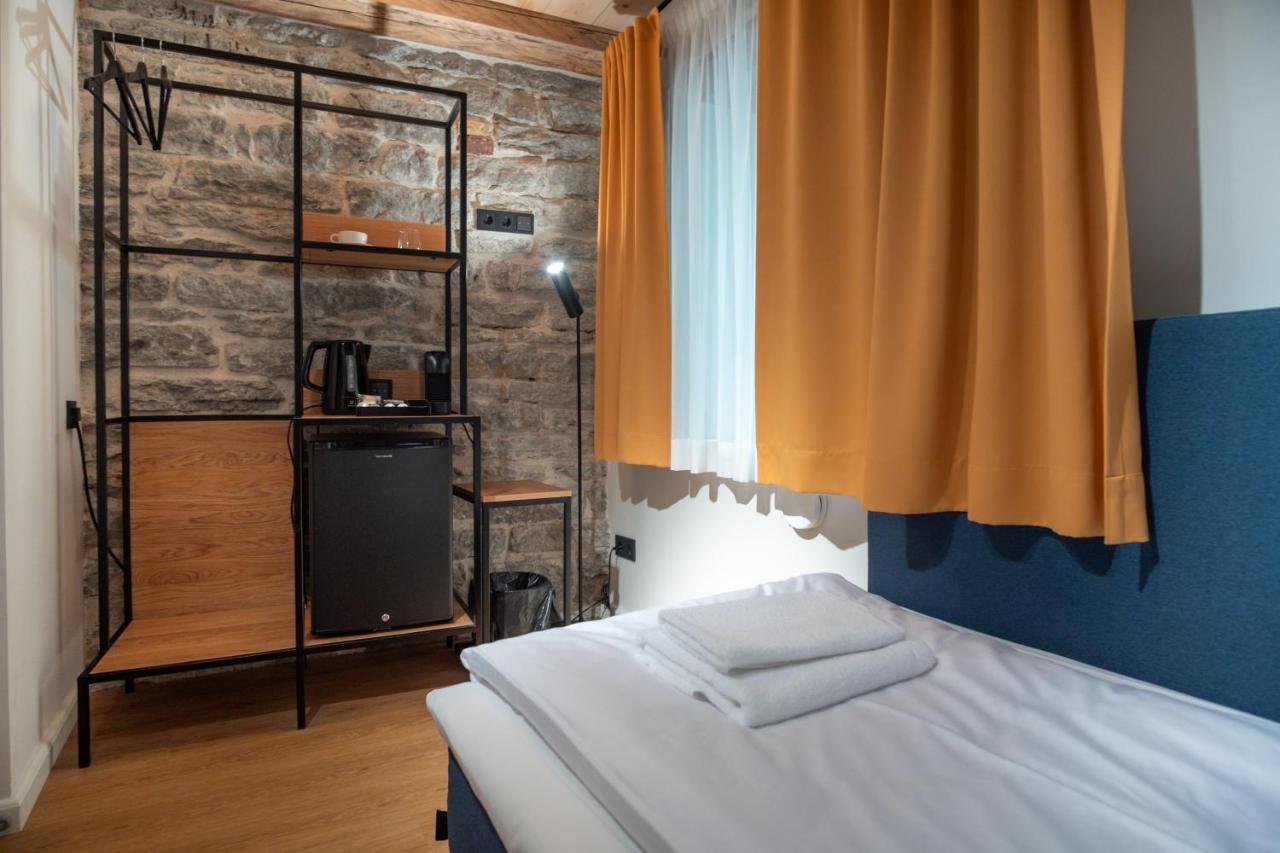 טאלין Lj5 - Old Town Rooms With Exclusive Shared Roof Terrace מראה חיצוני תמונה