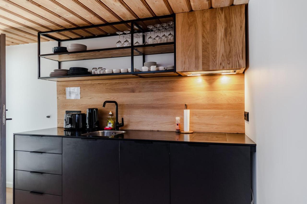 טאלין Lj5 - Old Town Rooms With Exclusive Shared Roof Terrace מראה חיצוני תמונה